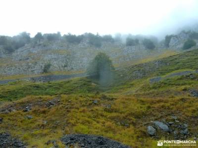 Parque Natural de Urkiola;cercedilla fuenfria sitios para visitar en la comunidad de madrid libro ru